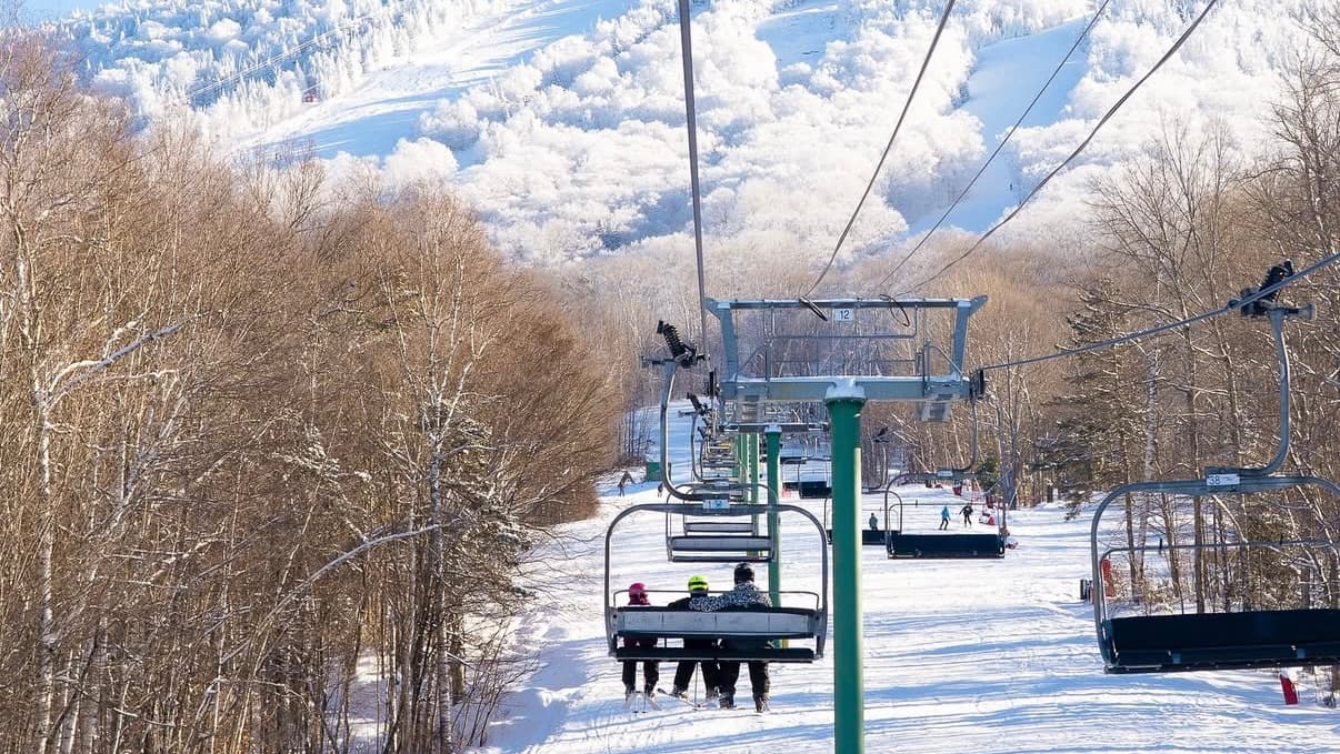 Burke Mountain ski area photo 3